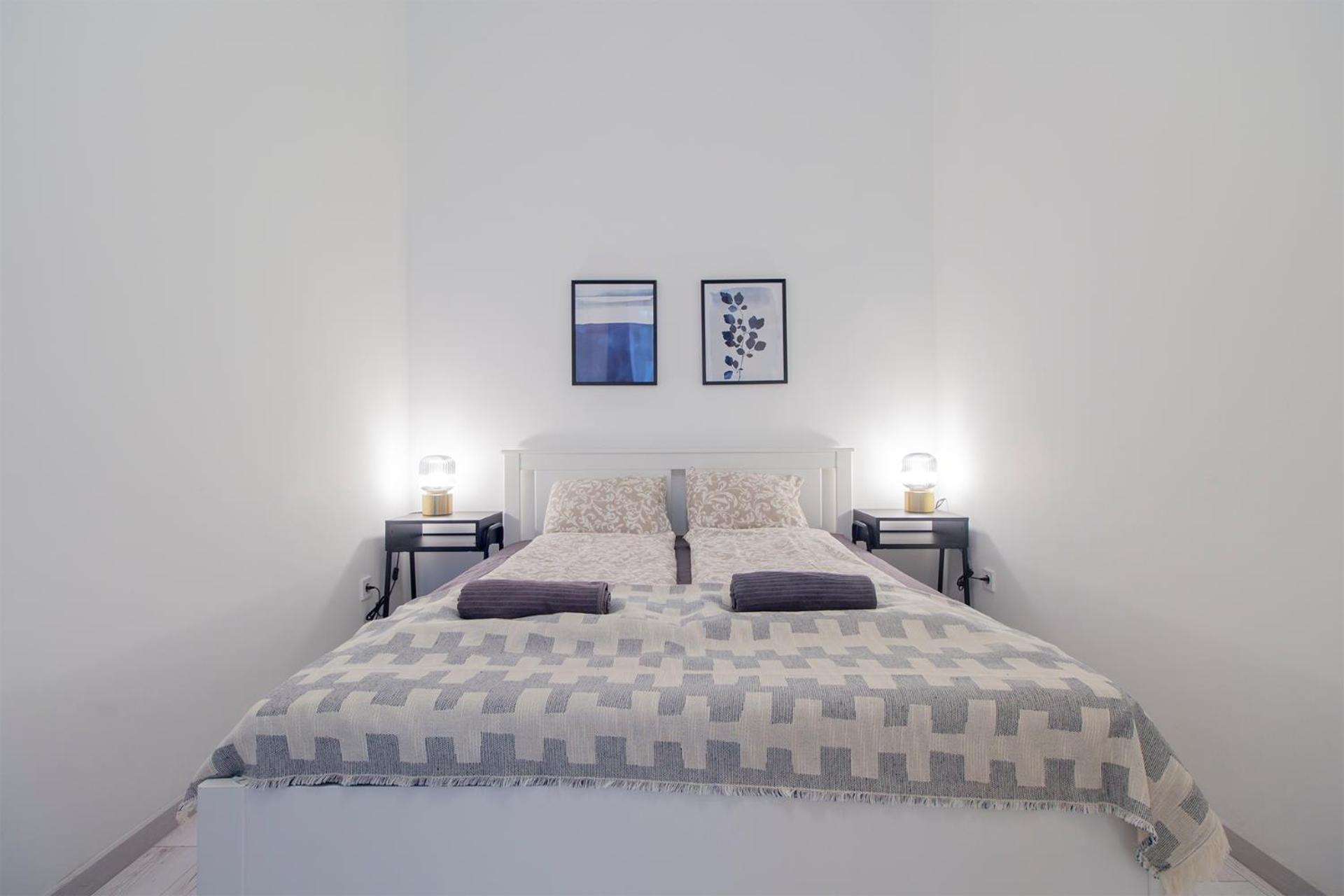 Kalvin 2Bdr Apartment With Ac Budapest Extérieur photo