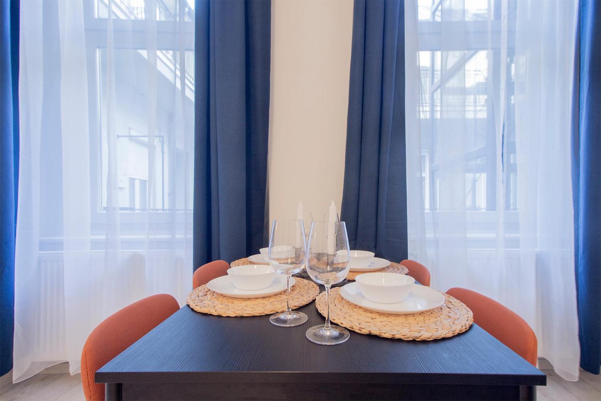 Kalvin 2Bdr Apartment With Ac Budapest Extérieur photo