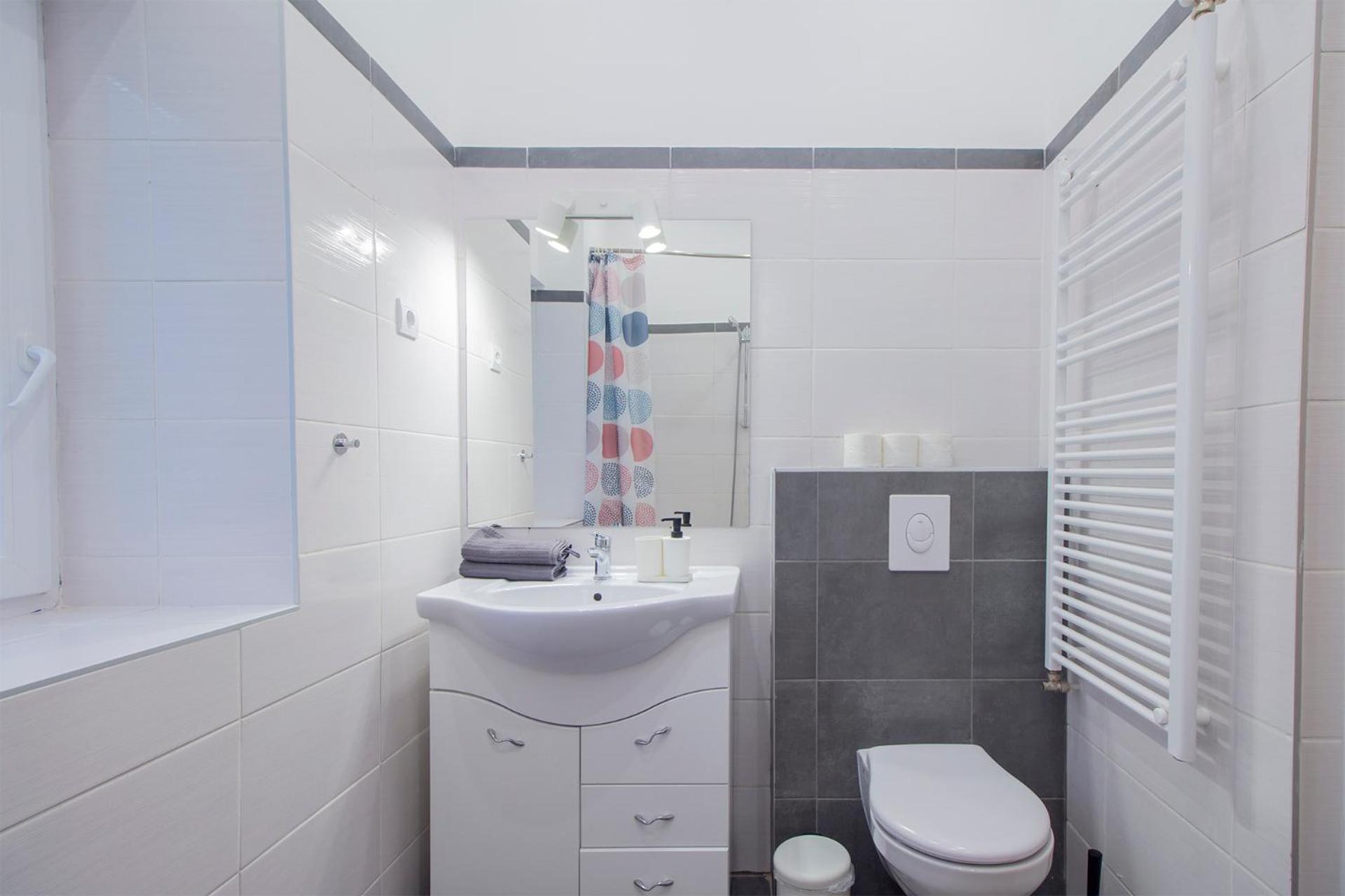 Kalvin 2Bdr Apartment With Ac Budapest Extérieur photo