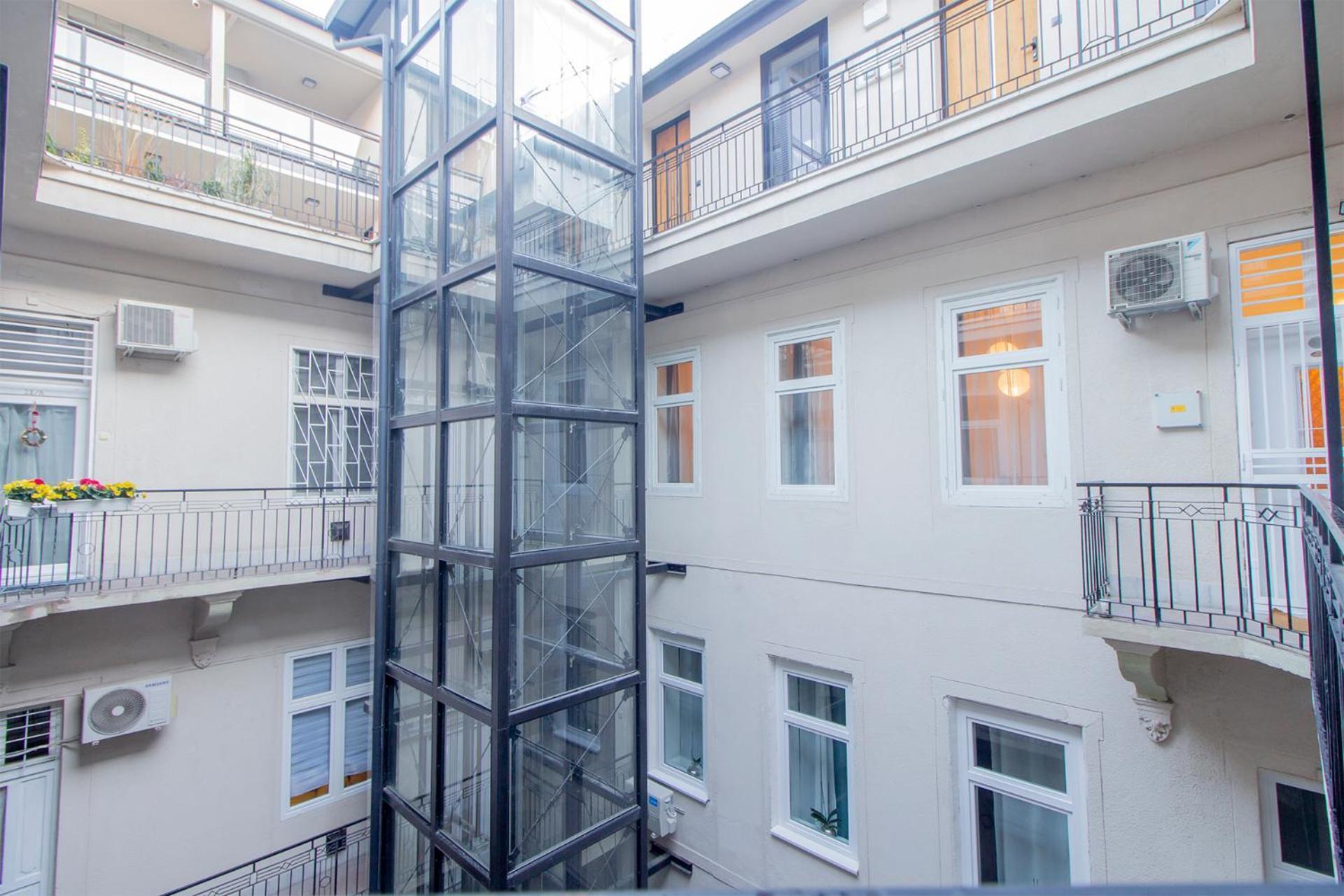 Kalvin 2Bdr Apartment With Ac Budapest Extérieur photo